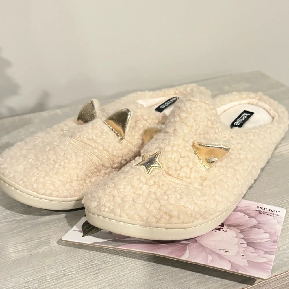 Women's Kensie Faux Shearling Cat Slipper Ivory--Gold  Size: 10-11 New